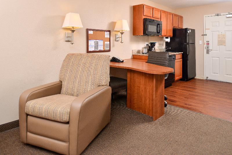 Candlewood Suites Lafayette - River Ranch By Ihg Exterior photo
